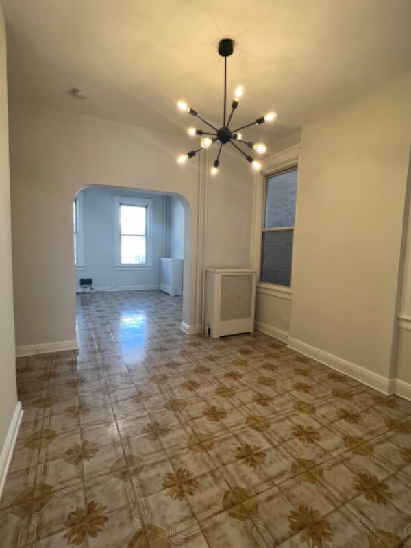 433 67th St-Unit -1st flr in West New York, NJ - Building Photo - Building Photo