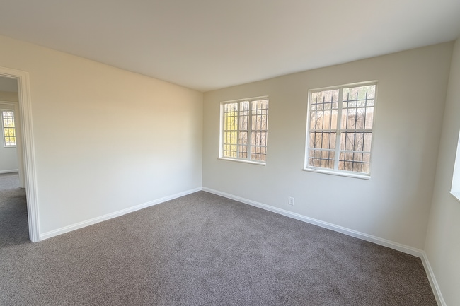 6773 Restlawn Dr in Jacksonville, FL - Foto de edificio - Building Photo