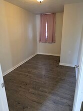 5 Fountain St, Unit 1ST floor unit in Crafton, PA - Building Photo - Building Photo