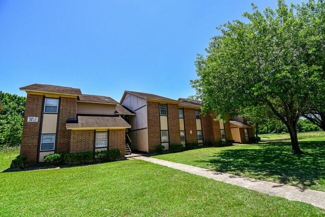 property at 3025 Waller St