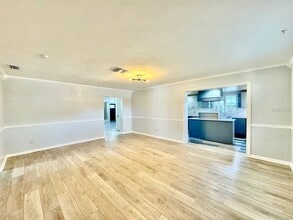 2703 Westhigh Ave in Tampa, FL - Building Photo - Building Photo