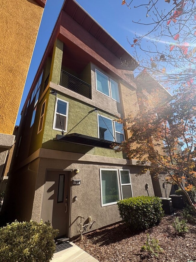 property at 788 Pearlite Ct