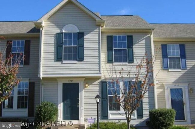 property at 3425 Belleplain Ct