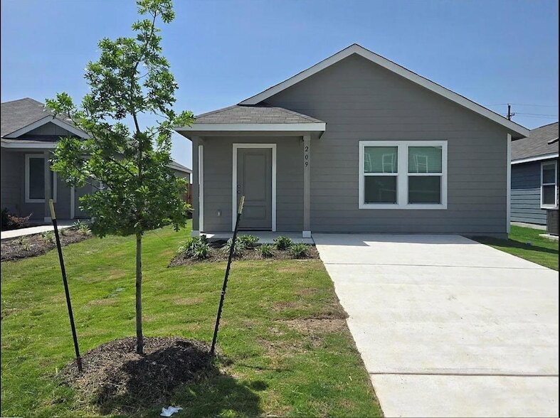 209 Tugboat Annie Wy, Unit 2126 in Jarrell, TX - Building Photo