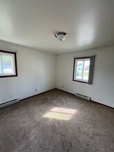 851 Eastern Ave in West Bend, WI - Building Photo - Building Photo