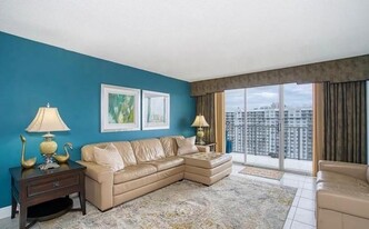 2801 NE 183rd St, Unit 2014W in Aventura, FL - Building Photo - Building Photo