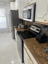 6858 Camille St in Boynton Beach, FL - Building Photo