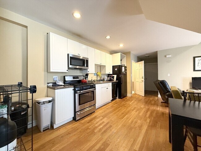 51 Clifton St, Unit 51