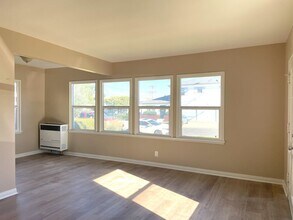 2437-2439 S Cabrillo Ave in Los Angeles, CA - Building Photo - Building Photo