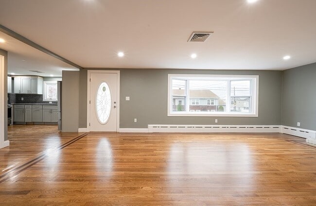 49 Union St in Revere, MA - Building Photo - Building Photo