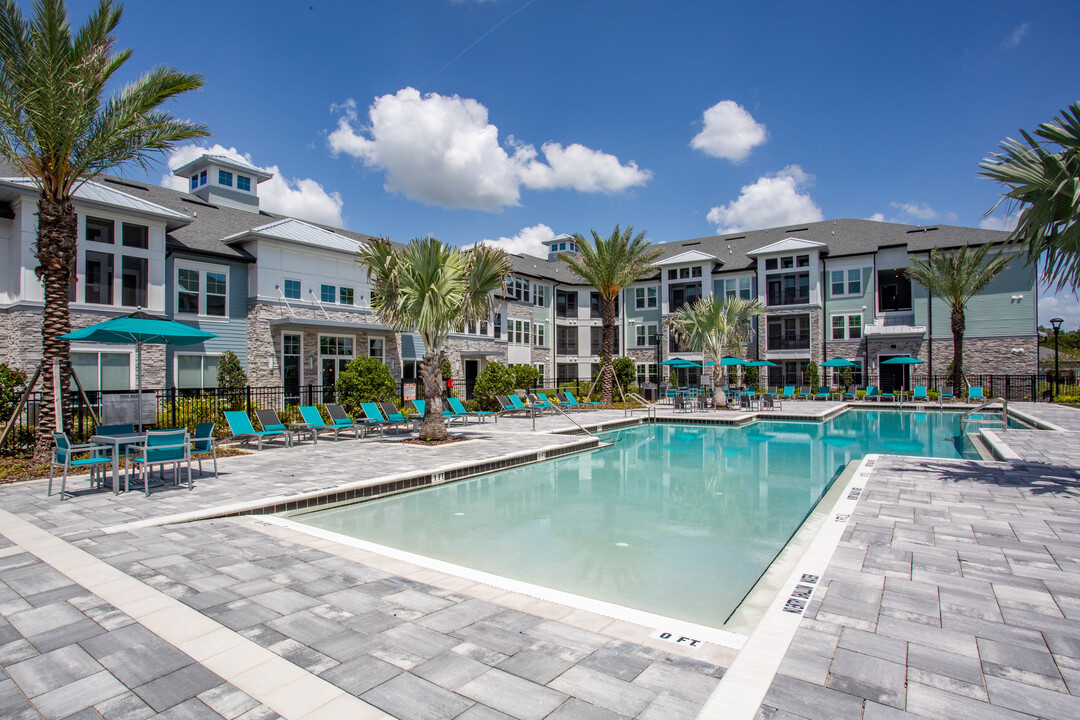 Addison at Sunlake in Land O Lakes, FL - Building Photo