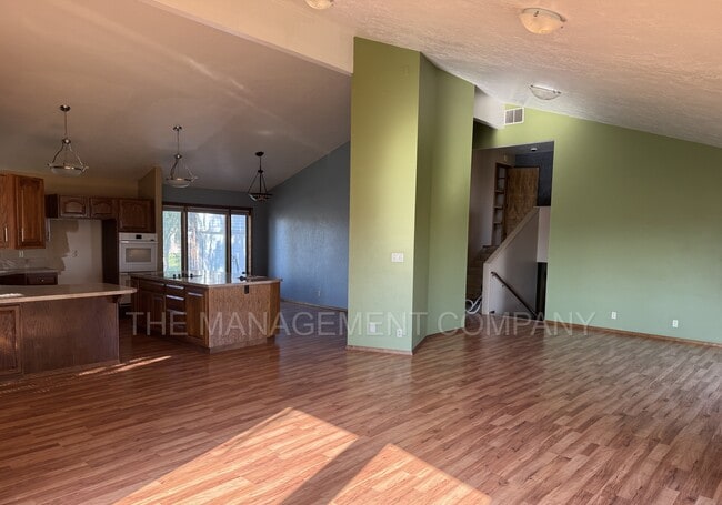 2354 E 2900 N in Twin Falls, ID - Foto de edificio - Building Photo