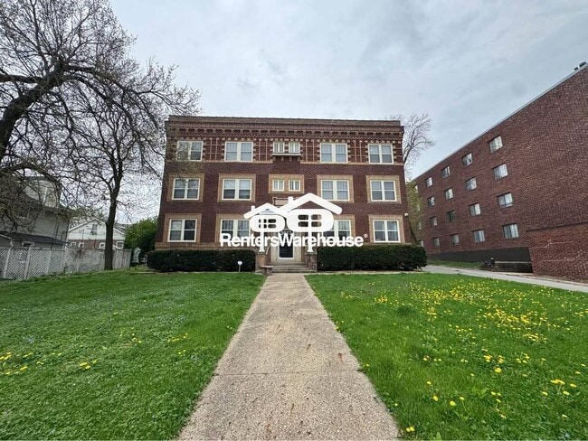 property at 3612 Ingersoll Ave