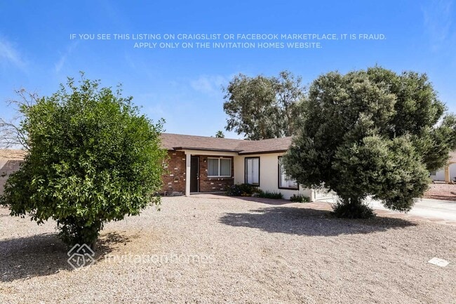 2438 E Inverness Ave in Mesa, AZ - Building Photo - Building Photo