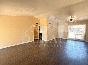 5123 W Carol Ave in Glendale, AZ - Building Photo - Building Photo
