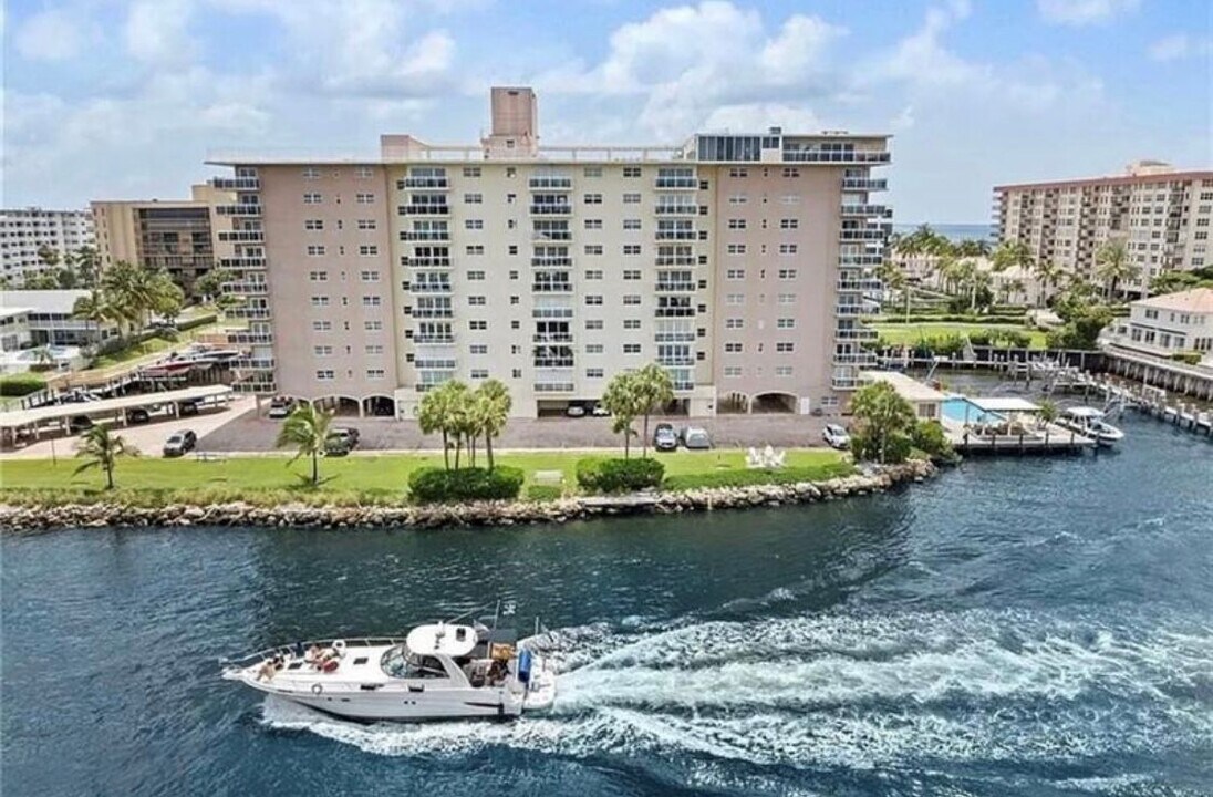 1160 Hillsboro Mile in Hillsboro Beach, FL - Building Photo