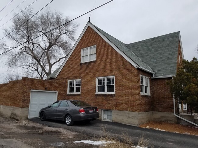 424 W Benton St, Unit 424 in Pocatello, ID - Building Photo - Building Photo