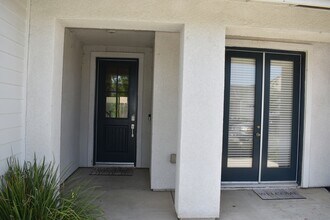 2439 Valdes Dr in Merced, CA - Building Photo - Building Photo