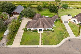 30 Chloe Rae Cir in Weslaco, TX - Building Photo - Building Photo