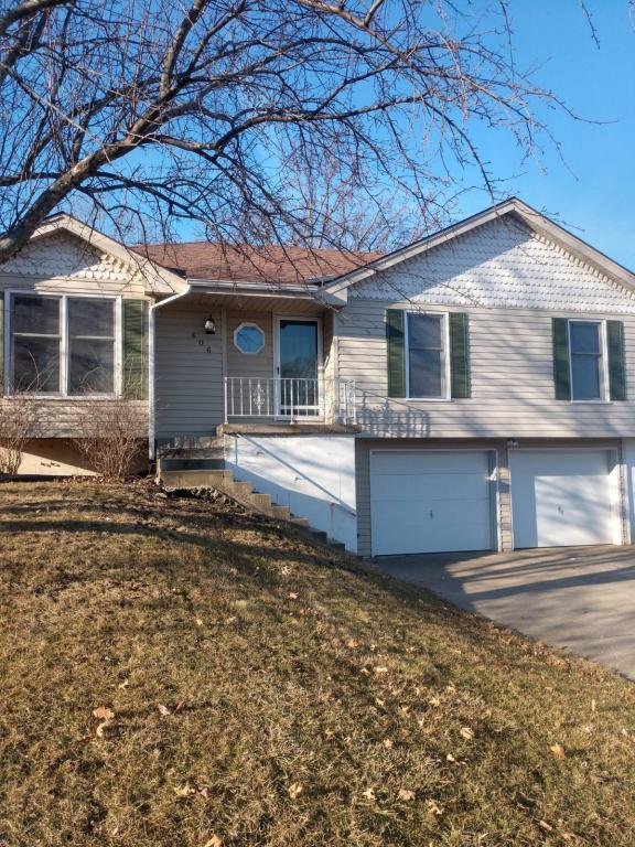 property at 606 Lodwick Ln