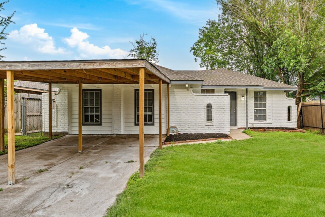 8834 Brackley Ln in Houston, TX - Building Photo - Building Photo