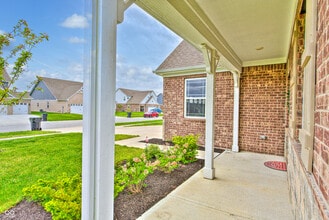 1728 Gordon Dr in Greenwood, IN - Building Photo - Building Photo