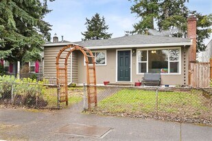 3517 SE 67th Ave in Portland, OR - Building Photo