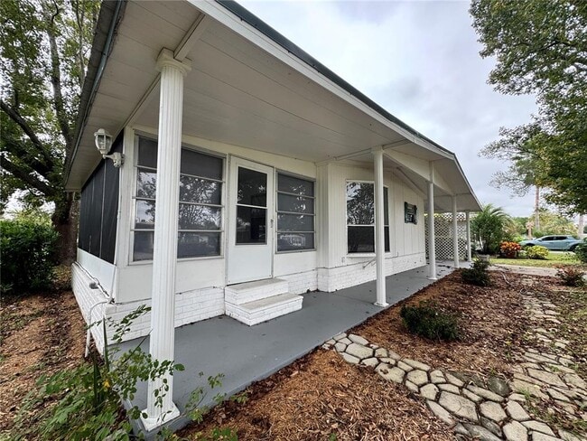 5921 SW 63rd Lane Rd in Ocala, FL - Building Photo - Building Photo