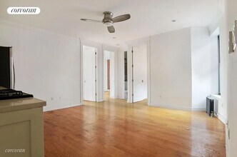 245 Ocean Pkwy in Brooklyn, NY - Building Photo - Building Photo