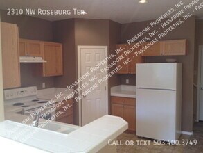 2310 NW Roseburg Terrace in Beaverton, OR - Building Photo - Building Photo