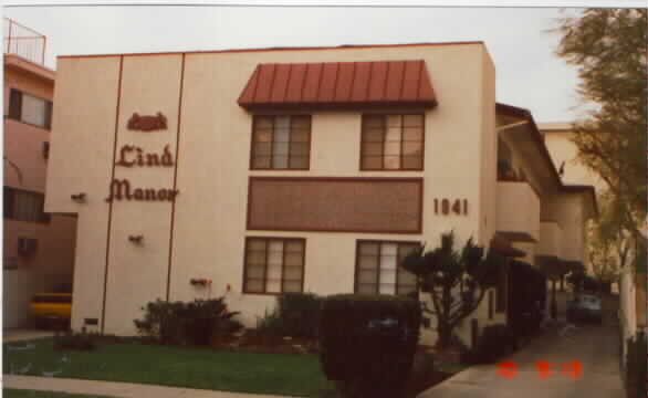 1941 Malcolm Ave in Los Angeles, CA - Building Photo