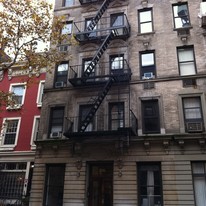 216 E 83rd St in New York, NY - Building Photo