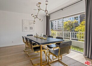 440 N Oakhurst Dr-Unit -301 in Beverly Hills, CA - Building Photo - Building Photo