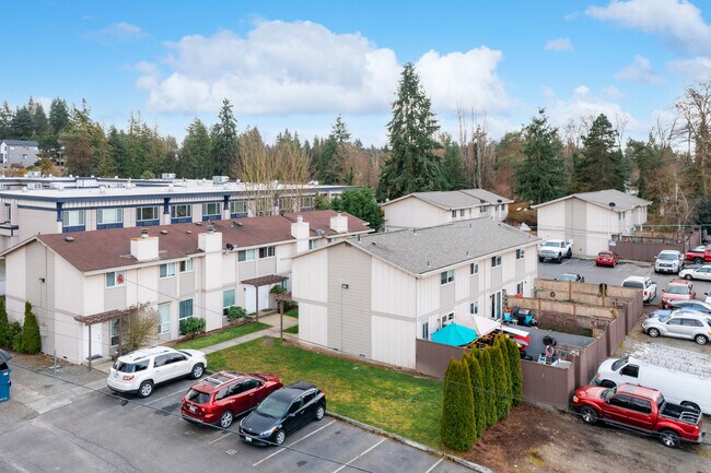 North Country Apartments in Shoreline, WA - Building Photo - Building Photo