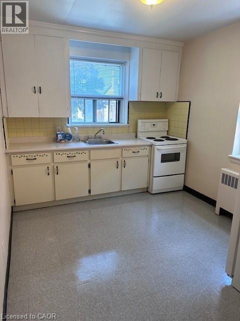 property at 119 MacNab St S