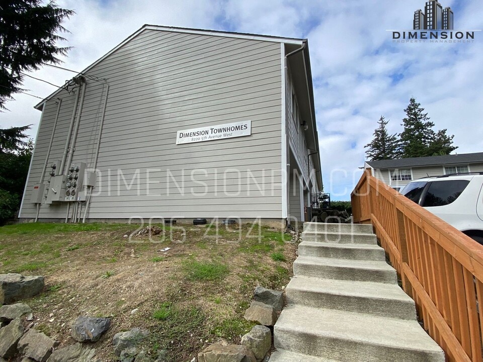 Highland Townhomes in Everett, WA - Foto de edificio