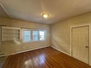 71 Winchester St, Unit #1 in Medford, MA - Building Photo - Building Photo