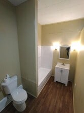 172-172 Market St in Cumbola, PA - Building Photo - Building Photo