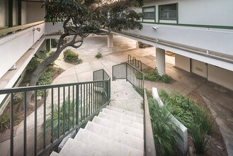 1111 Adella Ave-Unit -A in Coronado, CA - Building Photo - Building Photo