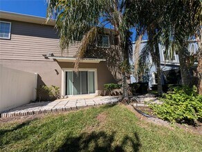 2203 Chatham Pl Dr in Orlando, FL - Building Photo - Building Photo