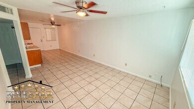 1217 Tulare St in Bakersfield, CA - Building Photo - Building Photo