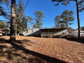 118 Royal St NE in Leland, NC - Building Photo