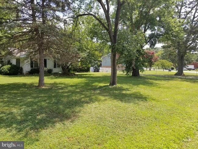 241 N Randolph Rd in Fredericksburg, VA - Building Photo - Building Photo
