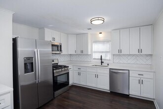 8508 Eby Ave in Overland Park, KS - Building Photo - Building Photo