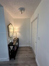 1569 Veracruz Ln in Weston, FL - Building Photo - Building Photo