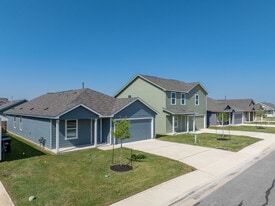 Grace Meadows in New Braunfels, TX - Building Photo