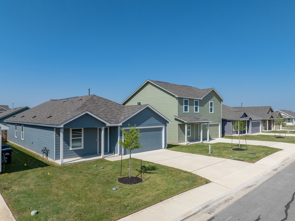 Grace Meadows in New Braunfels, TX - Foto de edificio