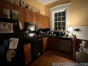 139 Hillside St in Boston, MA - Building Photo - Building Photo