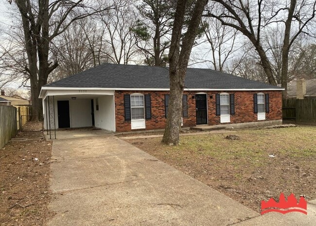 property at 5038 Applewood Dr