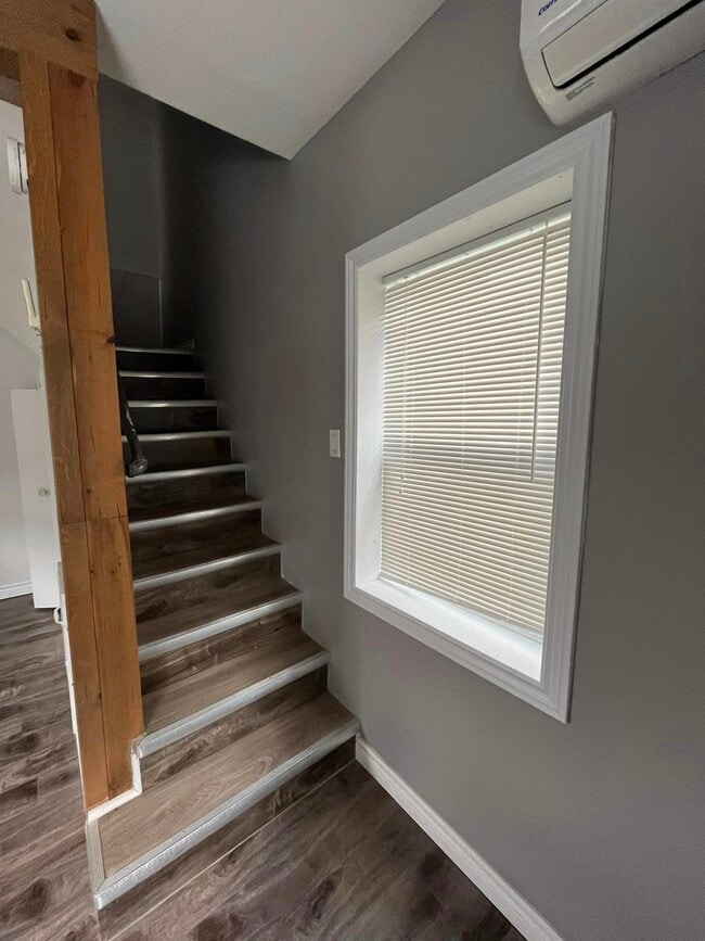 747 Riverside Dr in Bathurst, NB - Building Photo - Building Photo